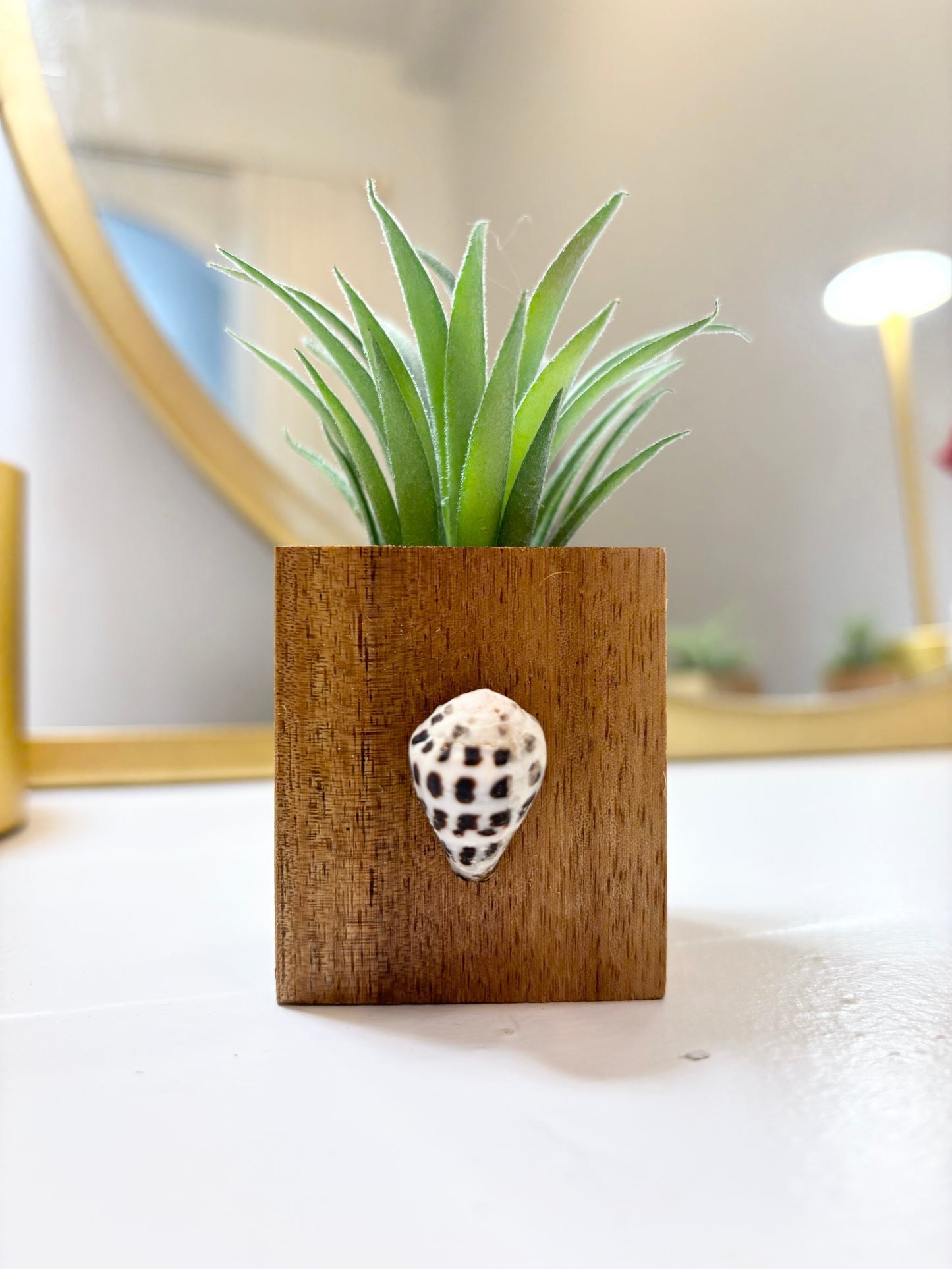 Wood Block Holder