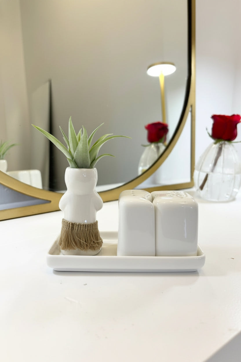 Salt + Pepper Shaker Set - Aloha Nui
