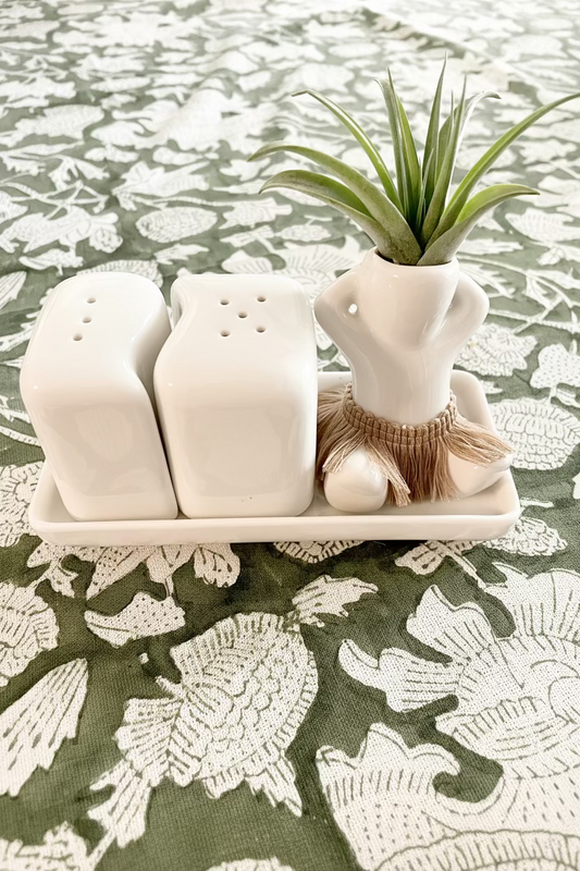 Salt + Pepper Shaker Set - Laid Back